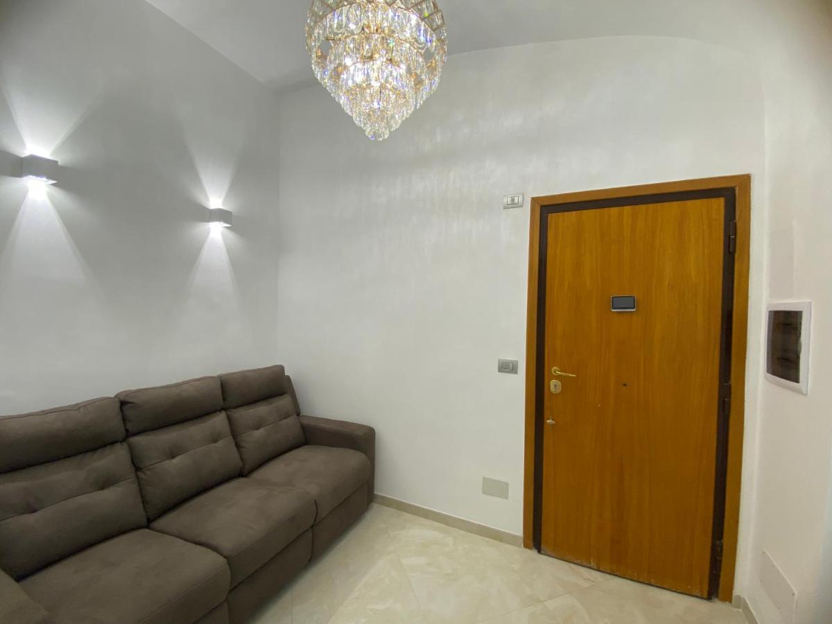Apartament Claire House Rzym Zewnętrze zdjęcie