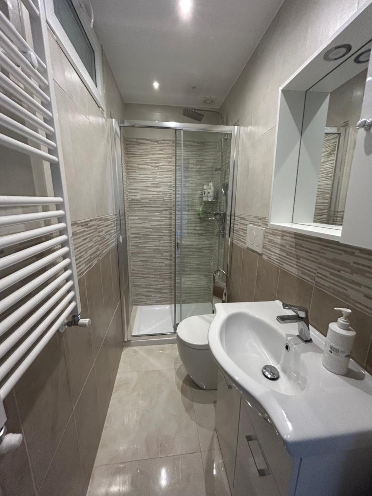 Apartament Claire House Rzym Zewnętrze zdjęcie